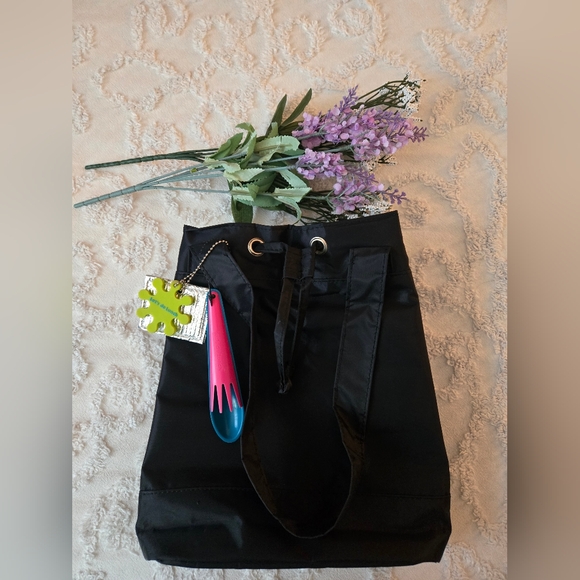 Insulated Lunch Tote - Picture 1 of 8